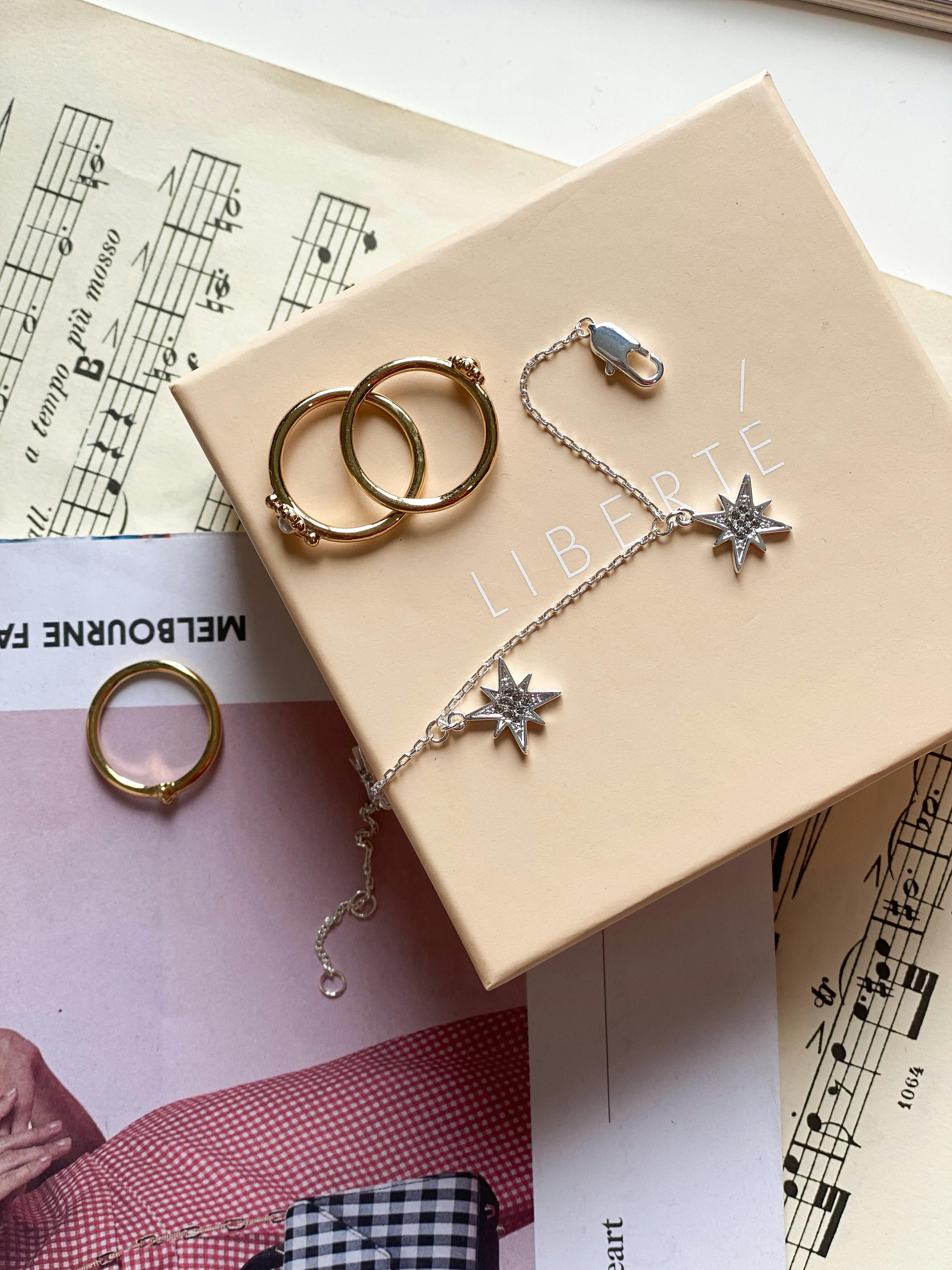 Traditional Gold Wedding Bangles Set